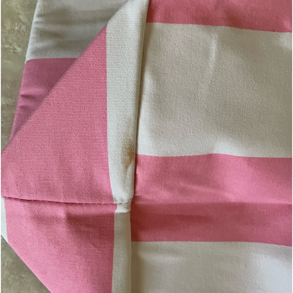 NWOT Victoria’s Secret Canvas Zipper Duffel Bag Pink/Cream Stripes - Picture 8 of 13